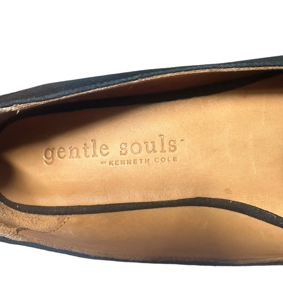 Gentle souls Black Suede Leather Slip-on Moccasin Flats Rubber Sole - Picture 5 of 10